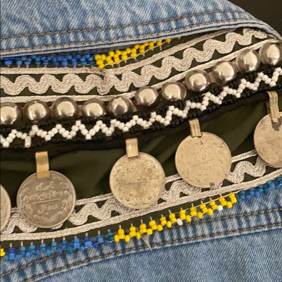 Coat - Picture 7 of 8